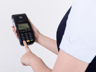 個人使用pos機銀行如何收費？